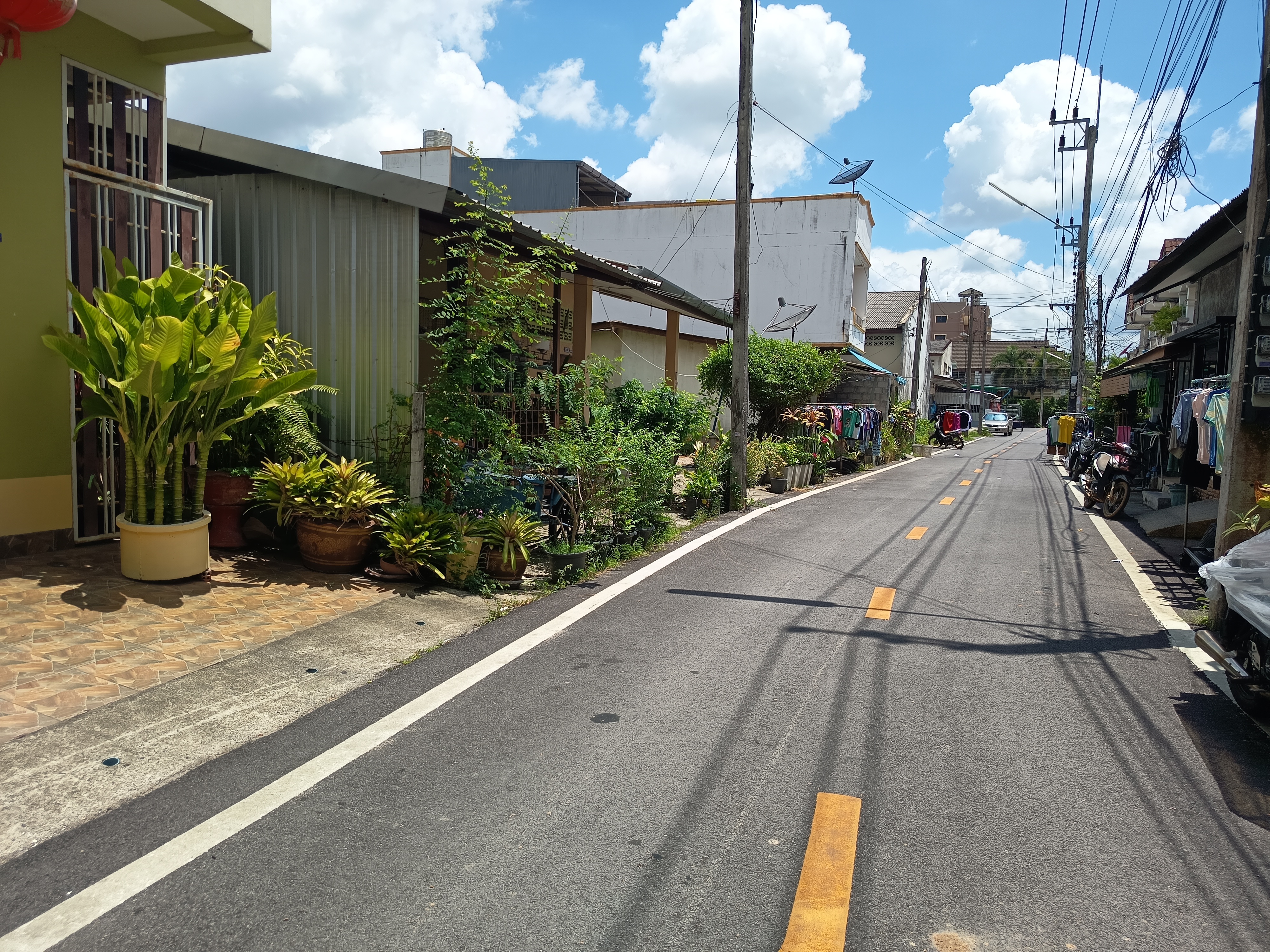 ที่ดินทำเลทอง รูปที่ 2